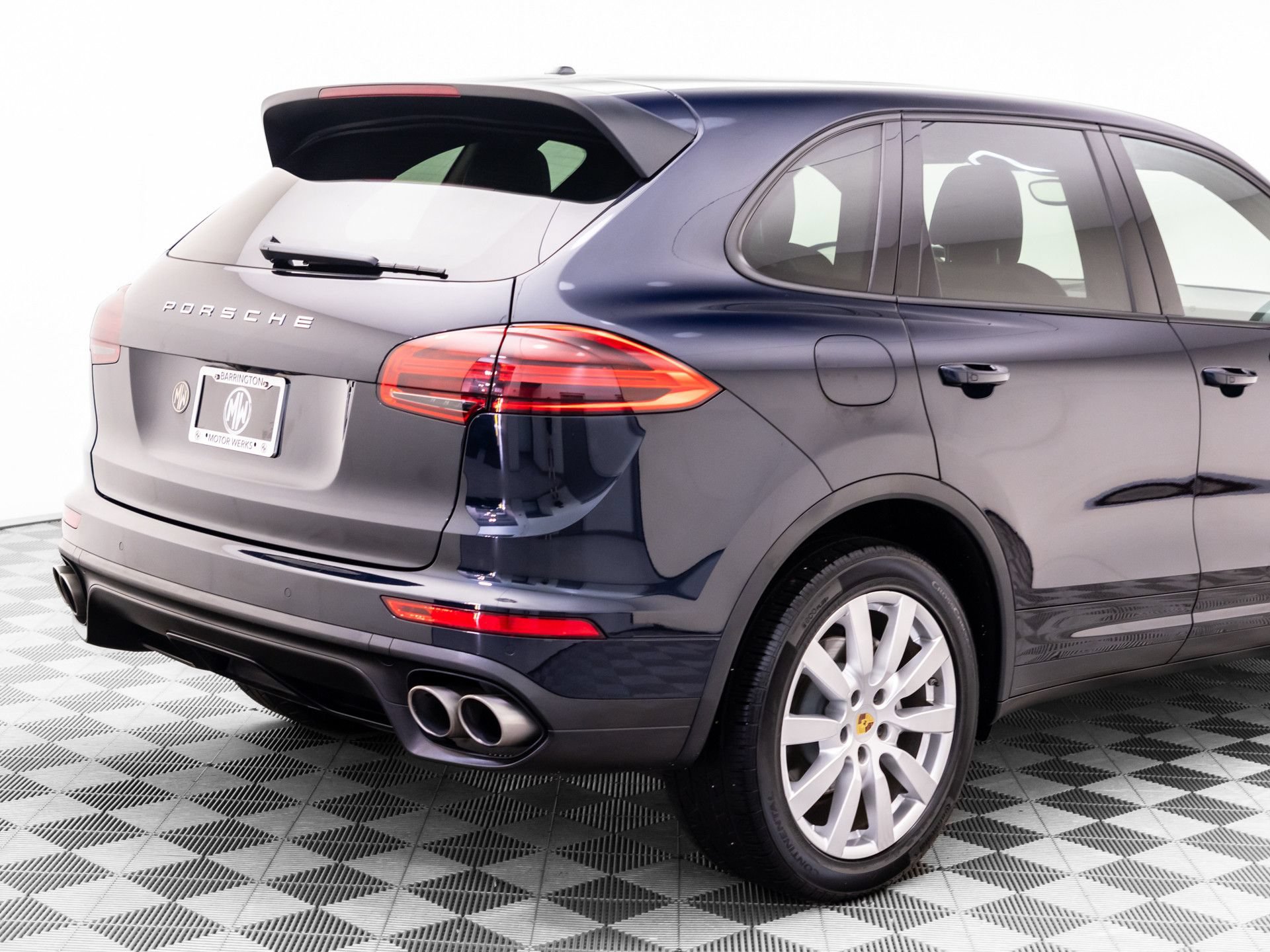 Used 2018 Porsche Cayenne S AWD/4WD image 29
