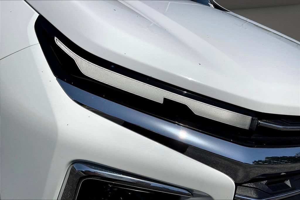 Used 2024 Chevrolet Traverse LT AWD/4WD image 36