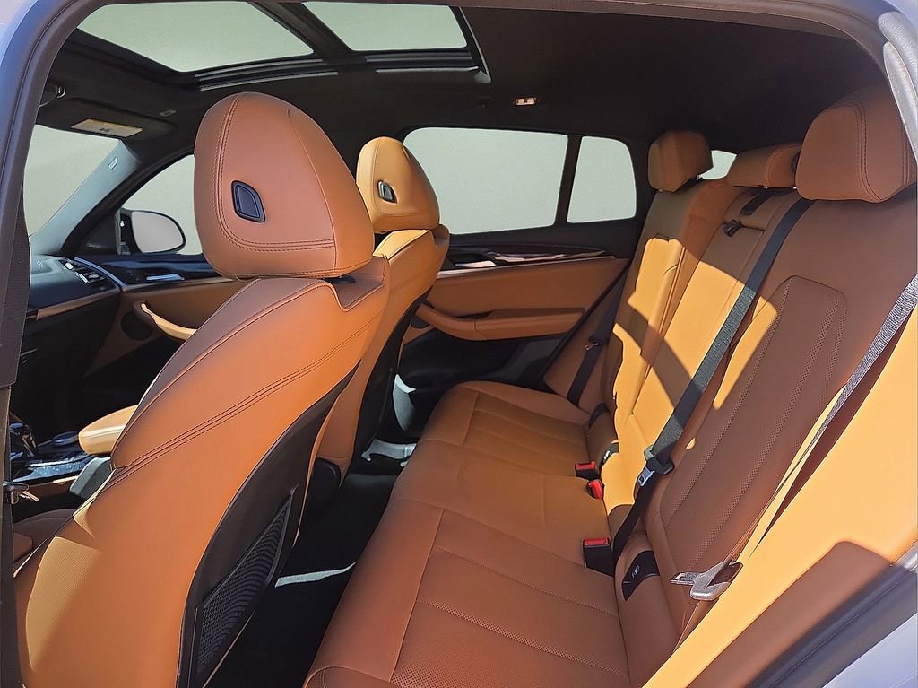 Used 2023 BMW X4 M40i w/ Shadowloine Package image 18
