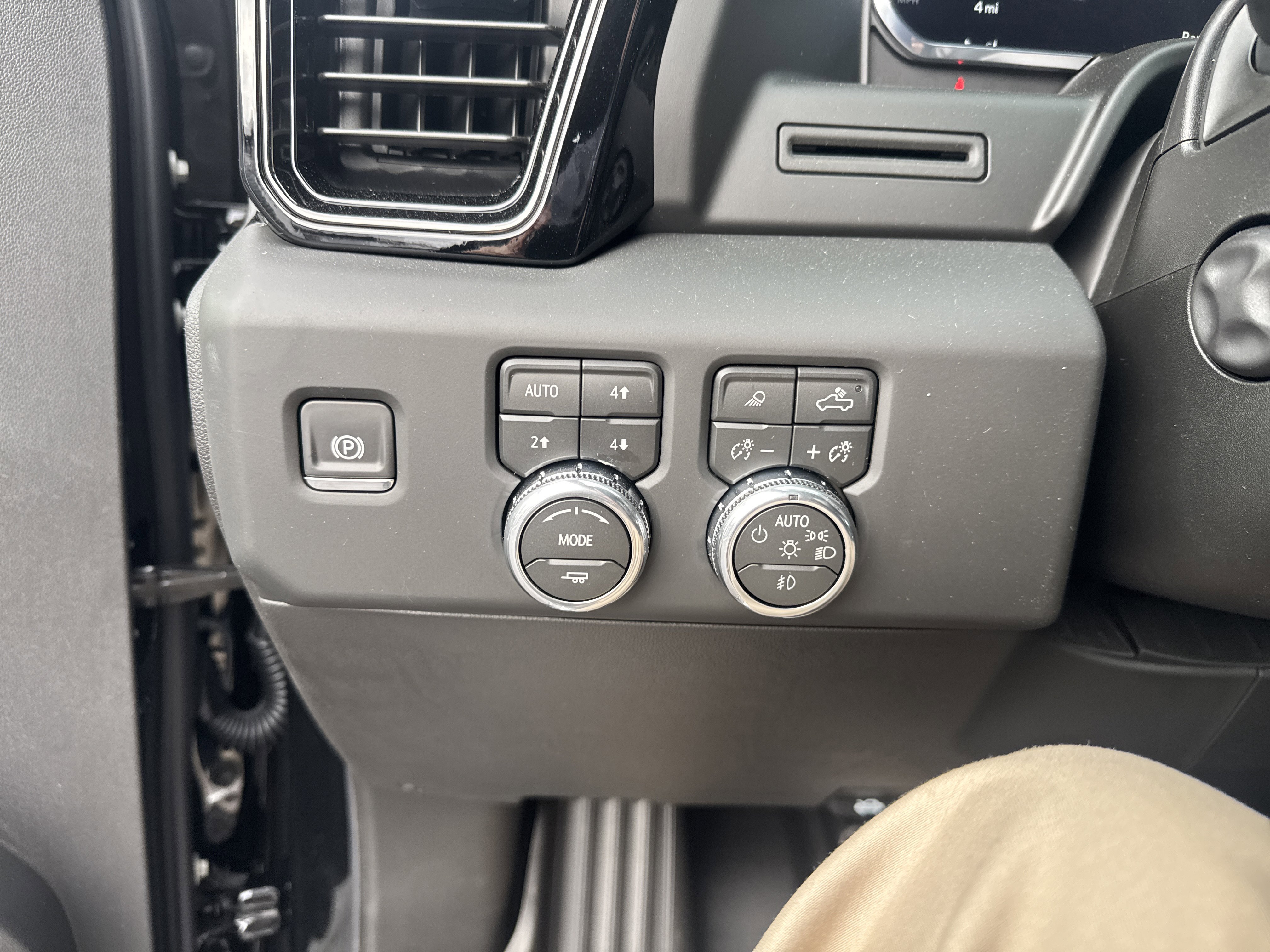 New 2026 GMC Sierra 1500 AT4 image 30