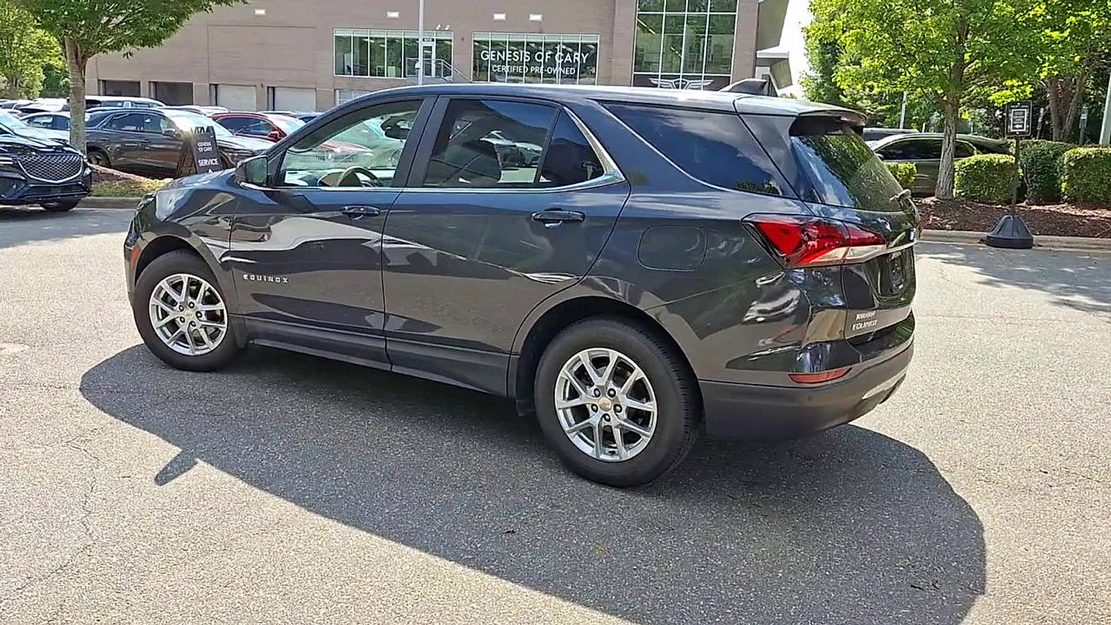 Used 2022 Chevrolet Equinox LT image 6