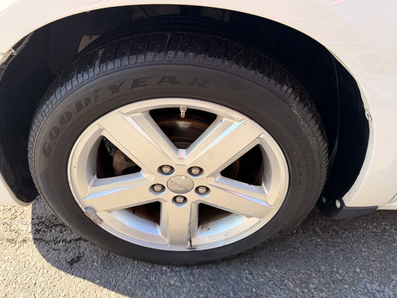 Used 2012 Dodge Avenger SXT FWD image 20