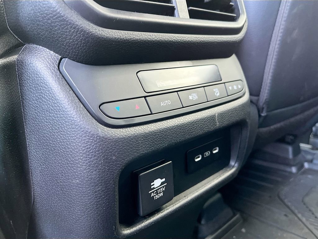 Used 2025 Honda Pilot TrailSport image 24