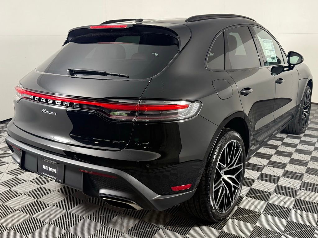 New 2026 Porsche Macan image 7