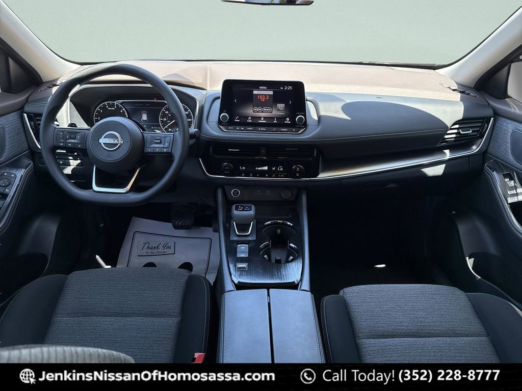 Certified 2022 Nissan Rogue SV FWD image 19