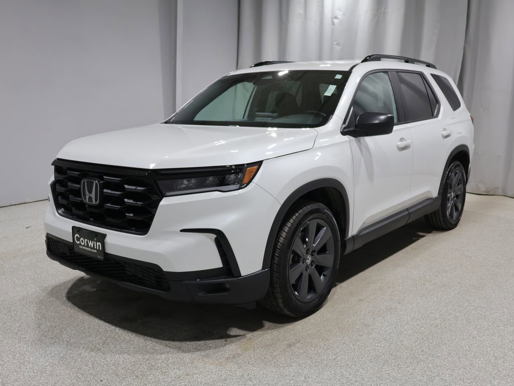 Used 2023 Honda Pilot Sport image 7