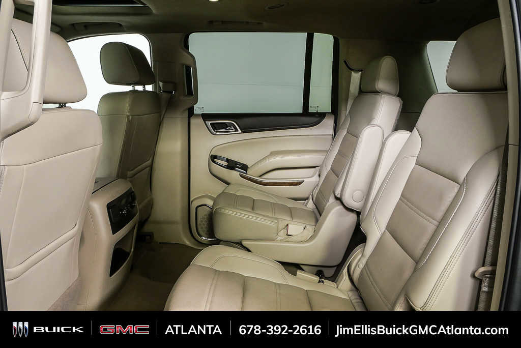 Used 2020 GMC Yukon XL Denali w/ Denali Premium Package RWD image 18