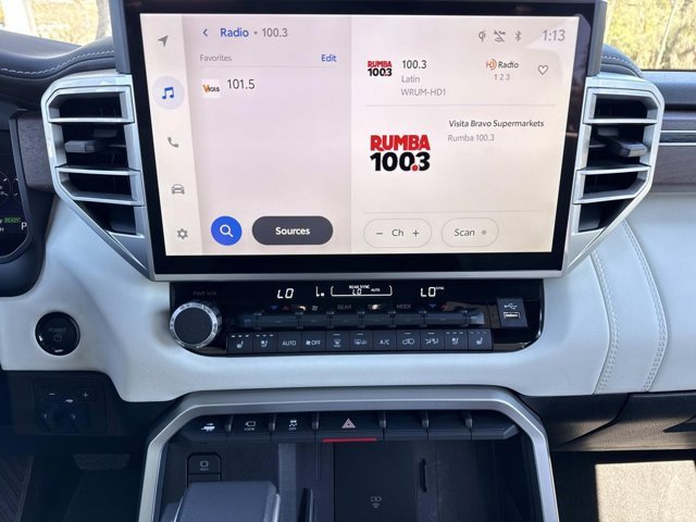 Used 2025 Toyota Sequoia Capstone image 29