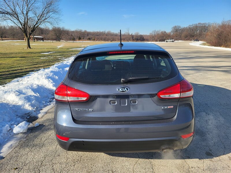 Used 2016 Kia Forte EX FWD image 8