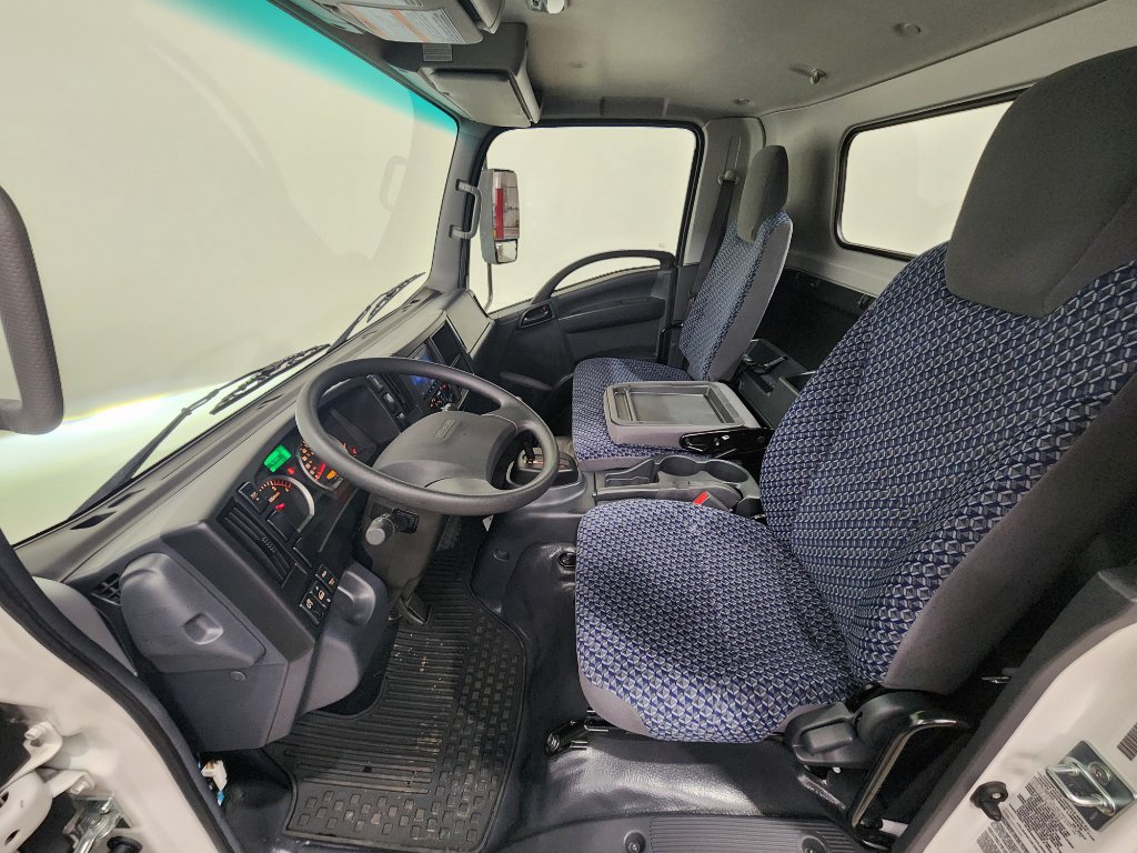 New 2024 Chevrolet Low Cab Forward 5500HD RWD image 13