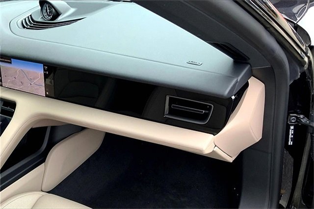 New 2025 Porsche Taycan image 21