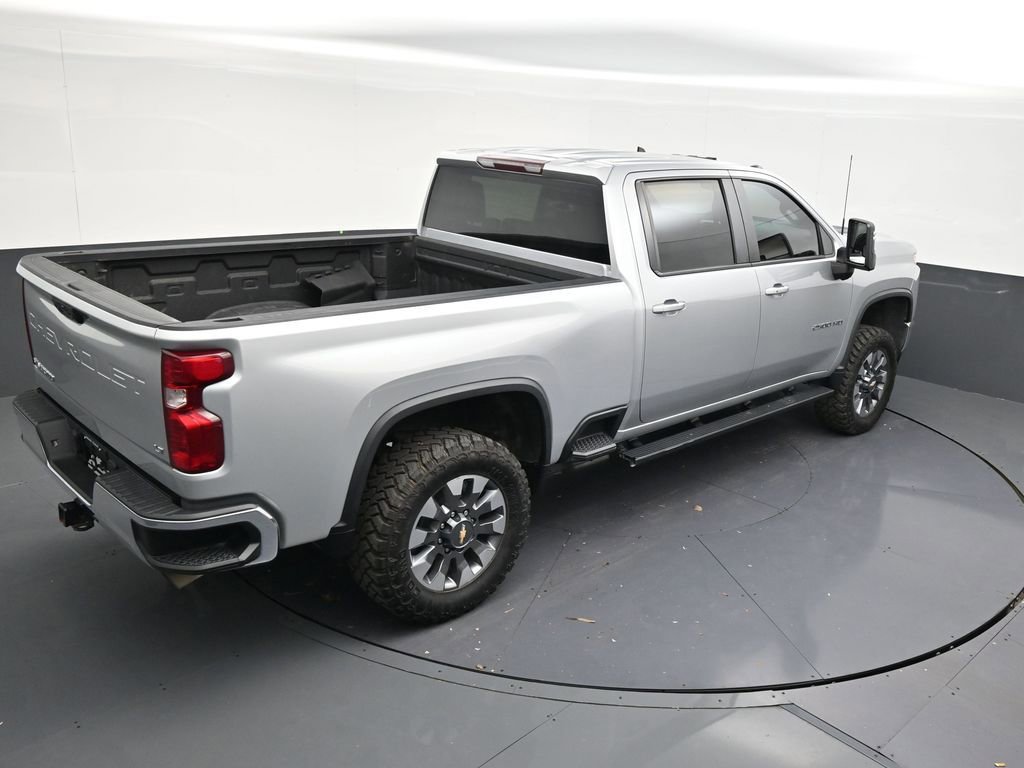 Used 2022 Chevrolet Silverado 2500 LT w/ Convenience Package AWD/4WD image 17
