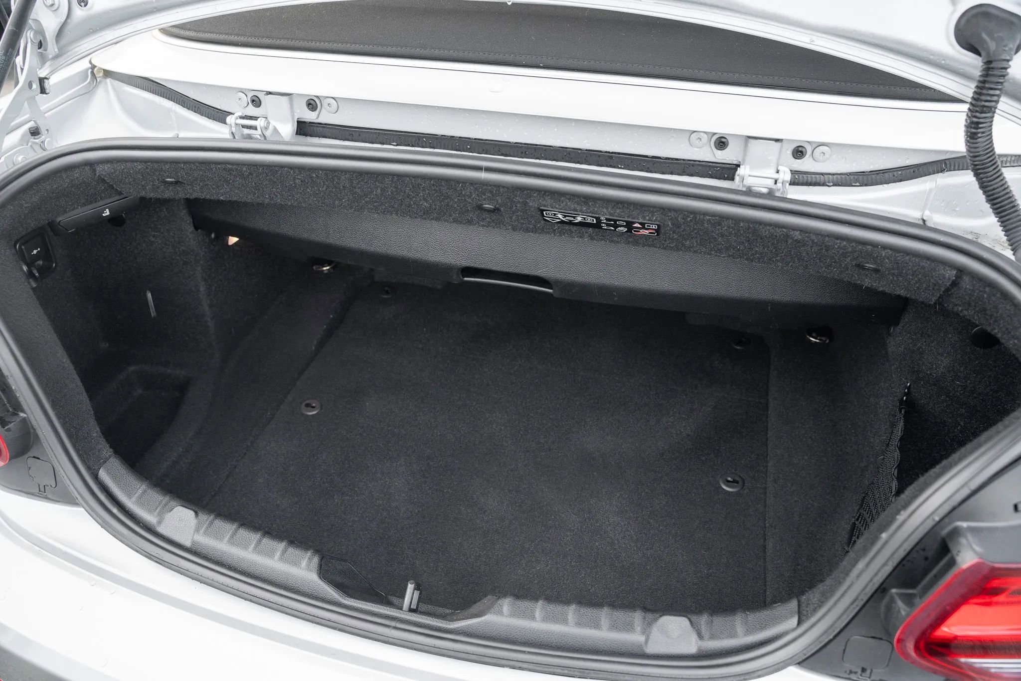 Used 2020 BMW 230i xDrive Convertible w/ Premium Package image 13