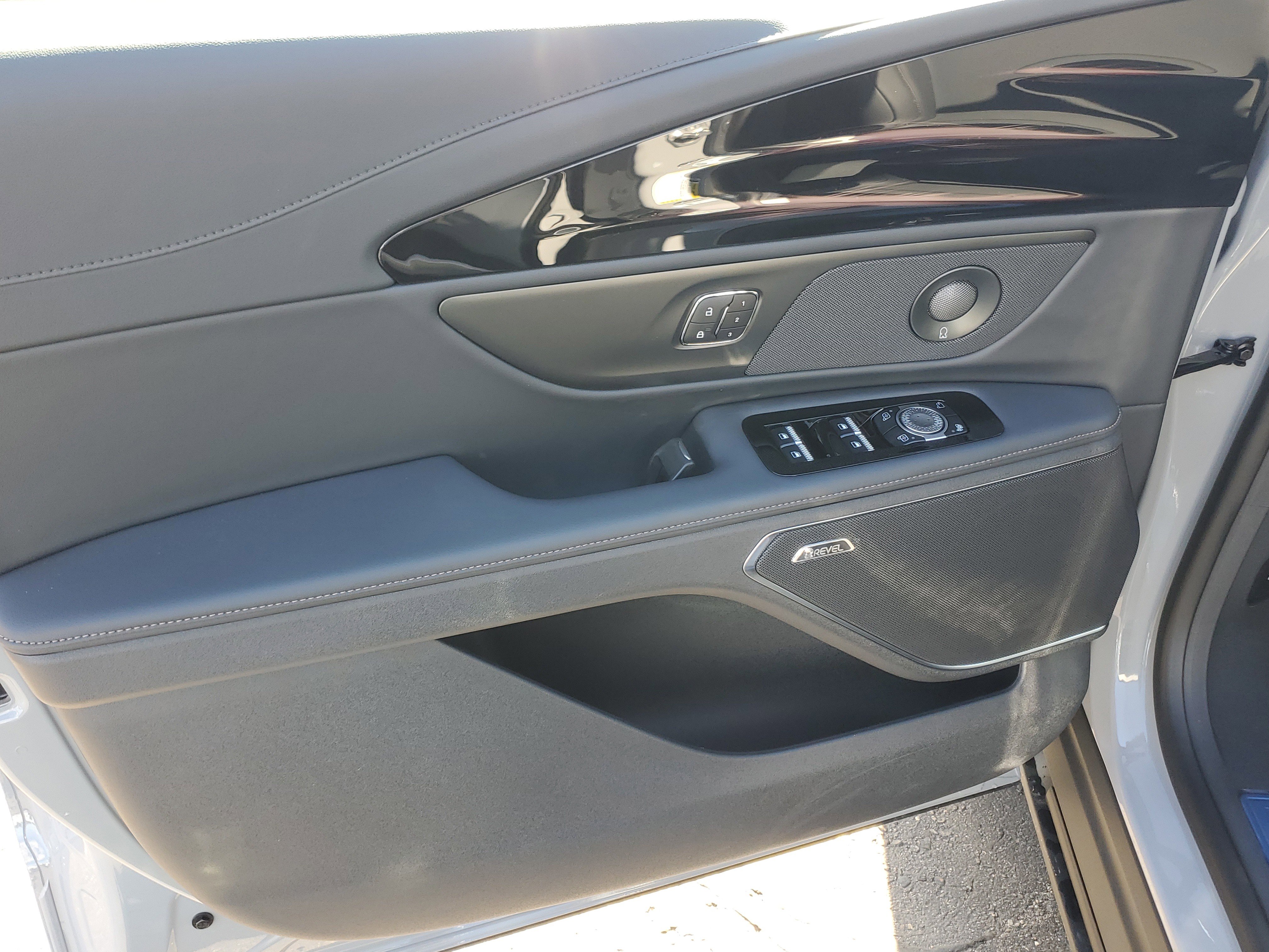 New 2026 Lincoln Nautilus Premier w/ Equipment Group 102A image 7