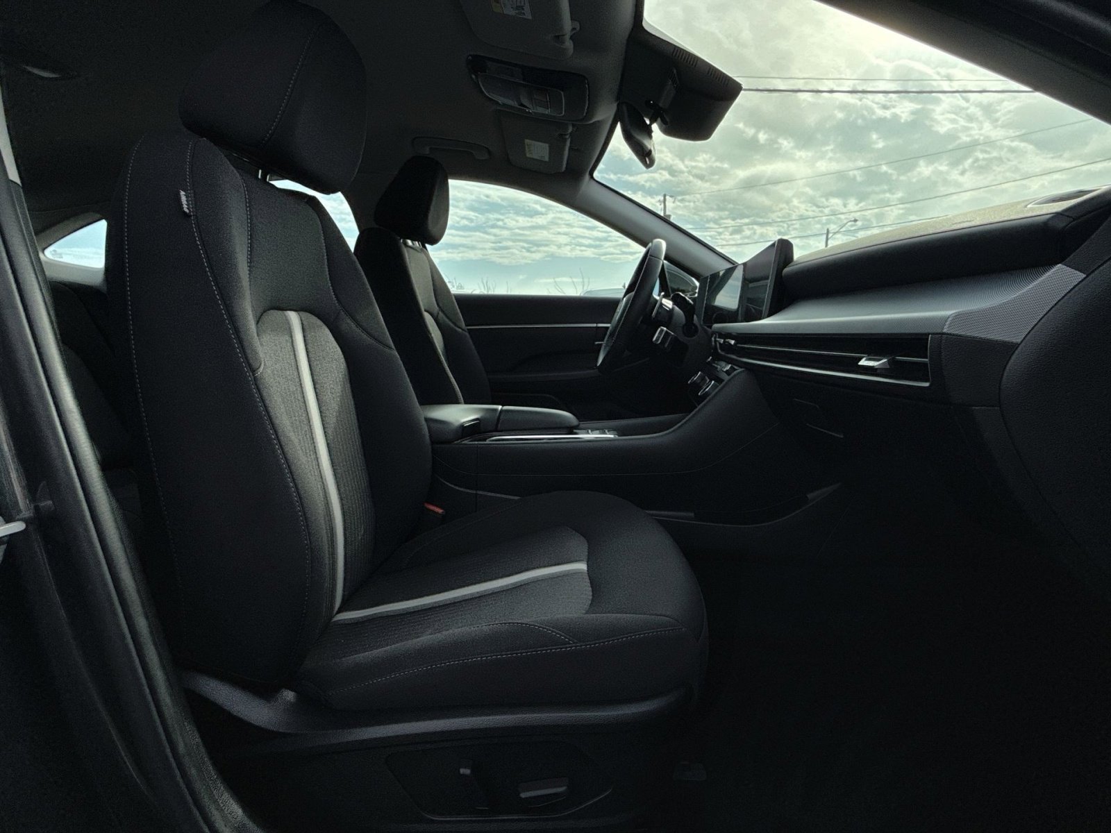 Certified 2025 Hyundai Sonata SEL image 25