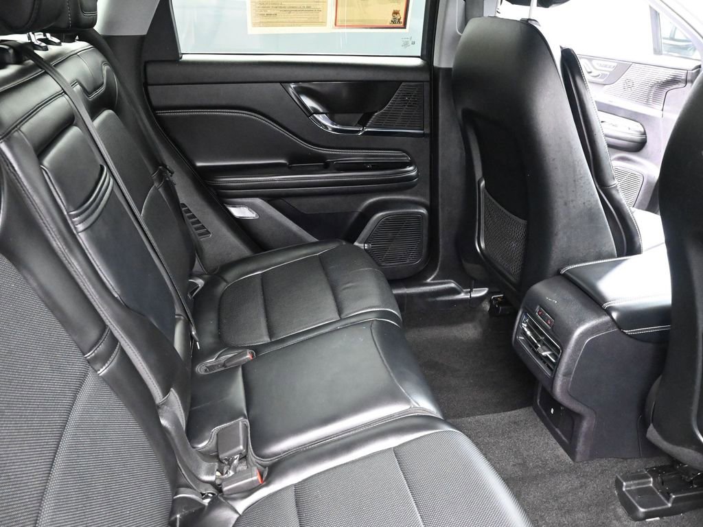 Used 2022 Lincoln Corsair Reserve w/ Elements Package image 14