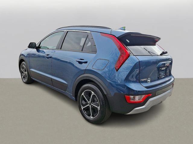 New 2025 Kia Niro EX image 3