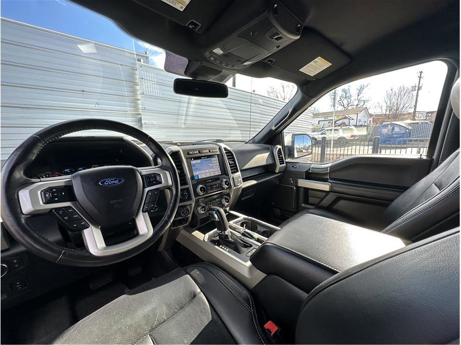 Used 2018 Ford F150 Lariat w/ Equipment Group 502A Luxury image 13
