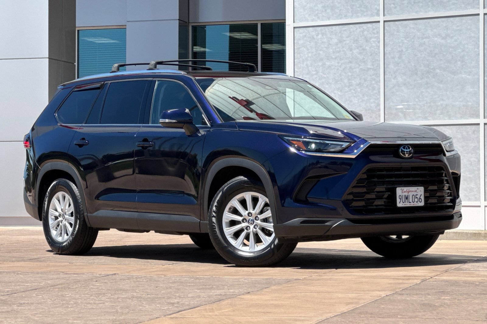Certified 2025 Toyota Grand Highlander AWD Hybrid video 2