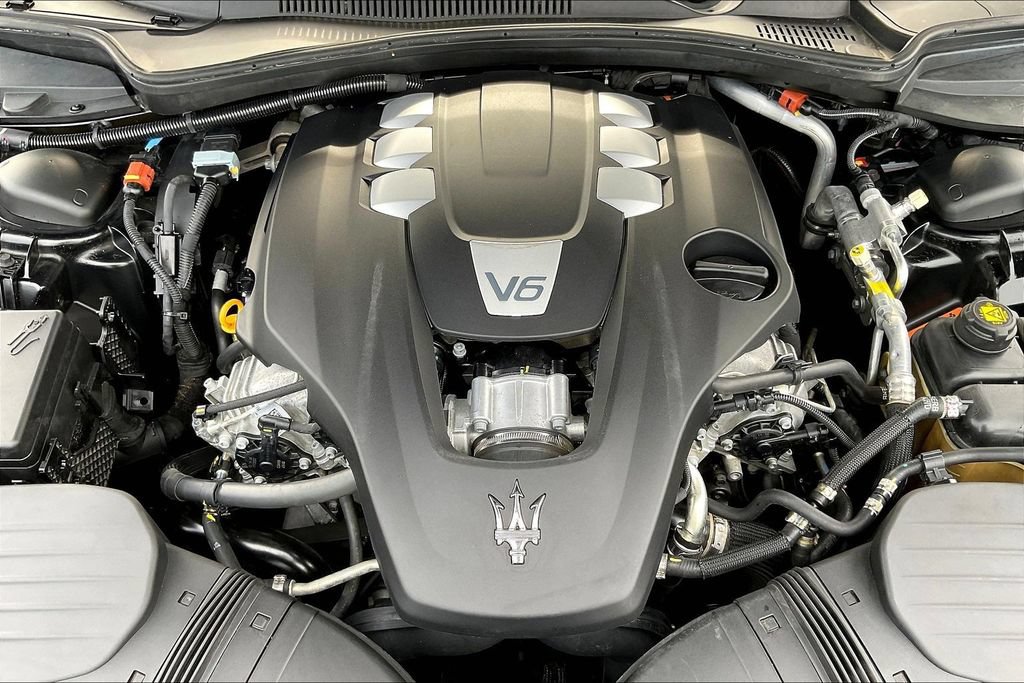 Used 2021 Maserati Ghibli RWD image 29