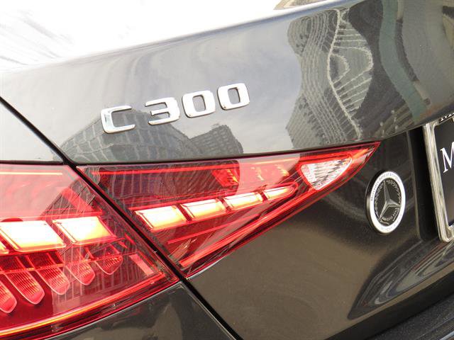 Used 2025 Mercedes-Benz C 300 4MATIC Sedan image 31