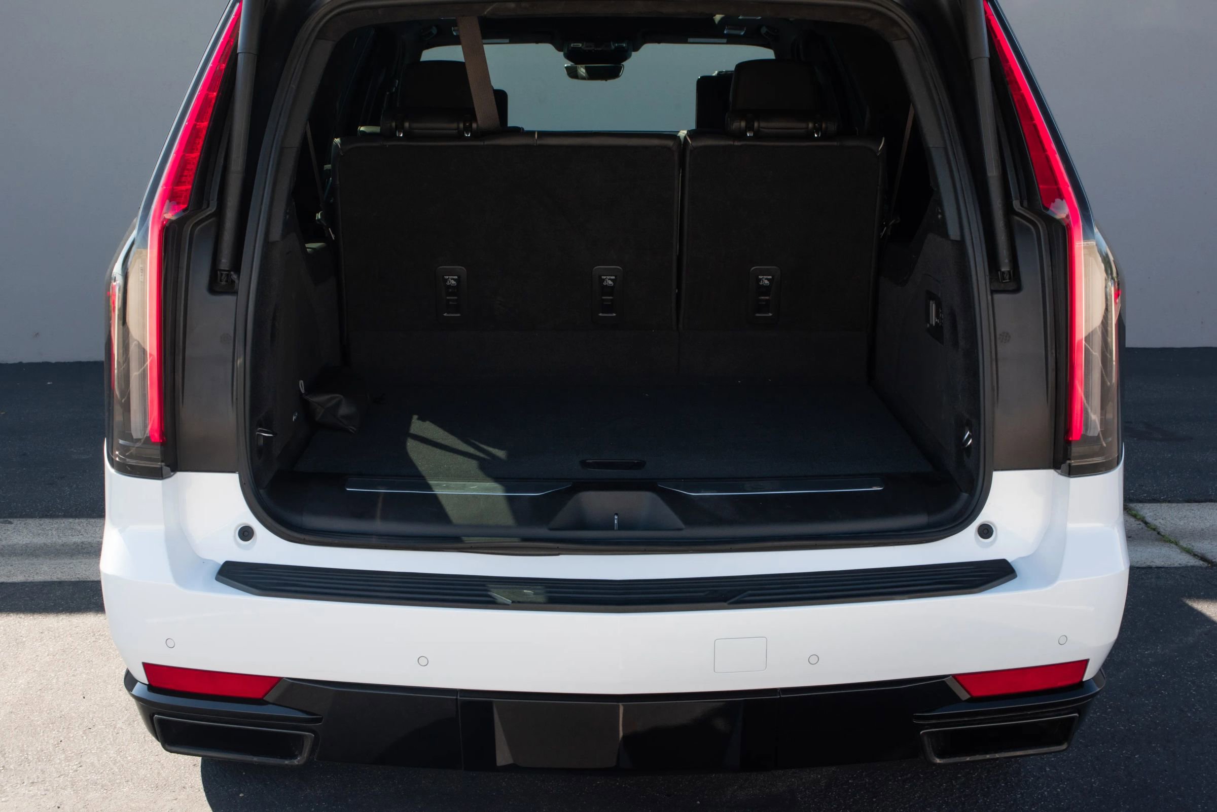 Used 2022 Cadillac Escalade ESV Sport Platinum image 30