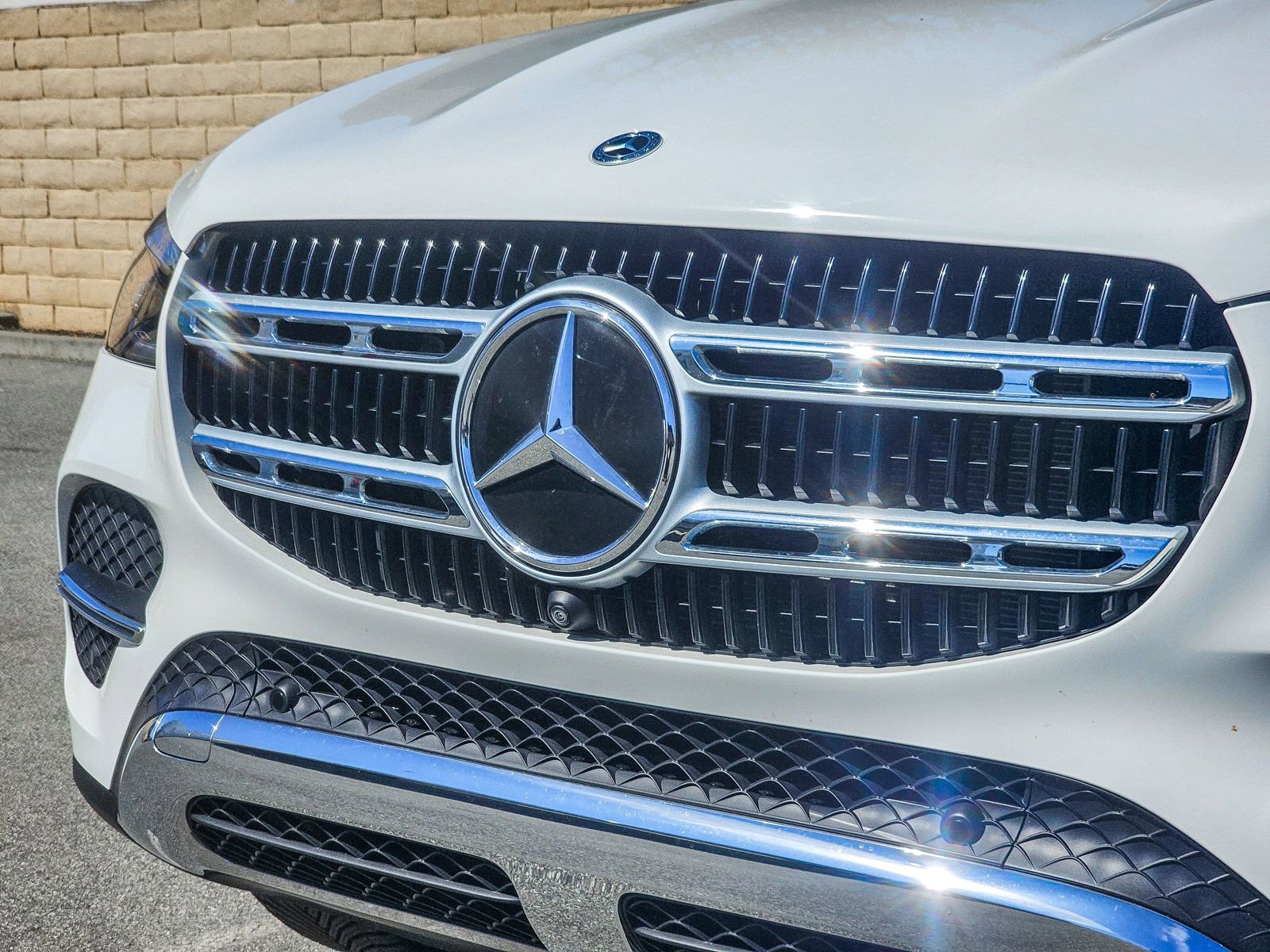 Certified 2025 Mercedes-Benz GLE 350 4MATIC image 6