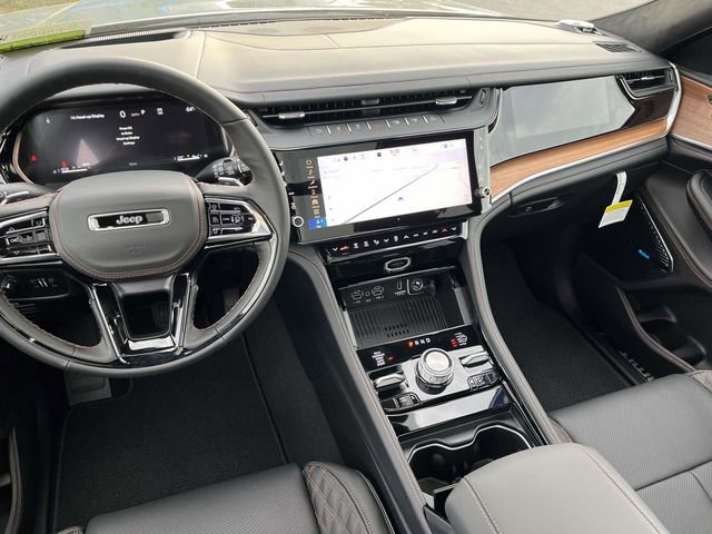 New 2026 Jeep Grand Cherokee Summit AWD/4WD image 13