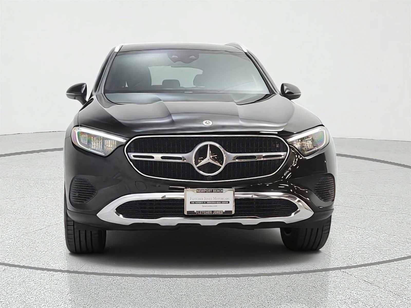 Certified 2023 Mercedes-Benz GLC 300 4MATIC w/ Driver Assistance Package image 2