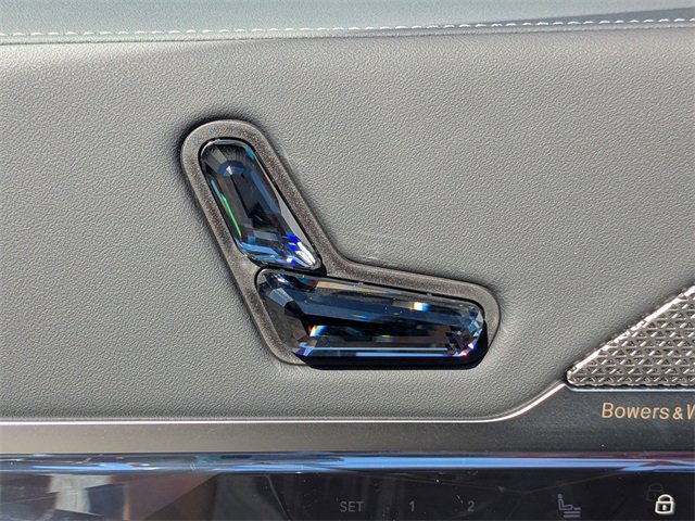 New 2026 BMW 740i w/ Executive Package image 20