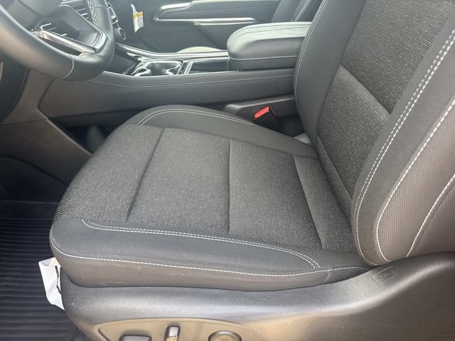 Used 2024 Chevrolet Traverse LT w/ LPO, Floor Liner Package FWD image 30
