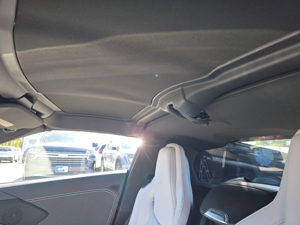 Used 2025 Chevrolet Corvette Stingray Coupe w/ 1LT image 21