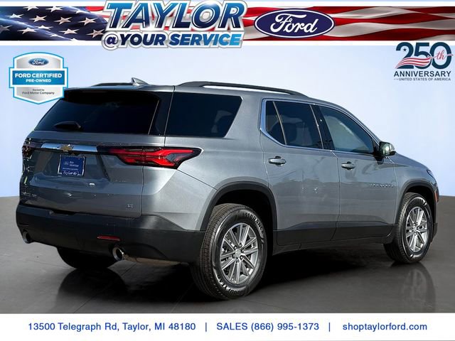 Used 2023 Chevrolet Traverse LT AWD/4WD image 3