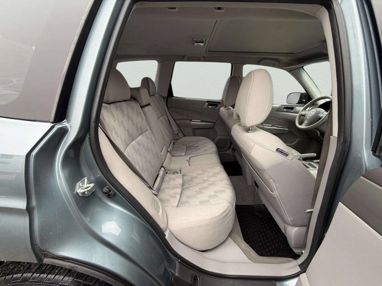 Used 2010 Subaru Forester 2.5X Premium w/ Popular Equipment Group 1A image 23