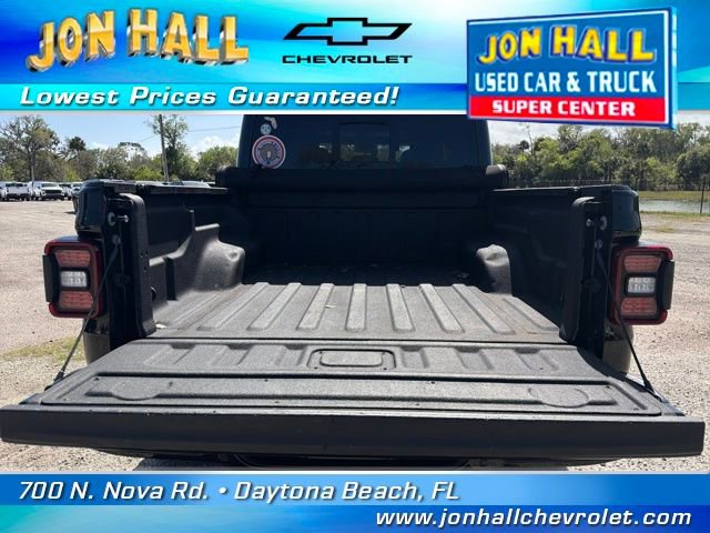 Used 2021 Jeep Gladiator Overland image 11