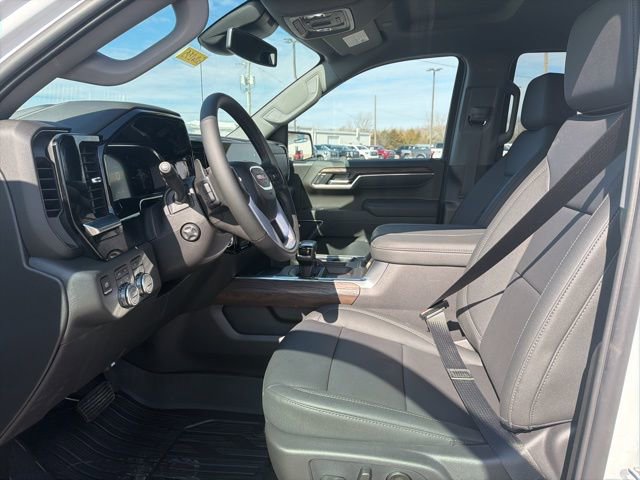 New 2026 GMC Sierra 1500 SLT w/ SLT Premium Plus Package image 15