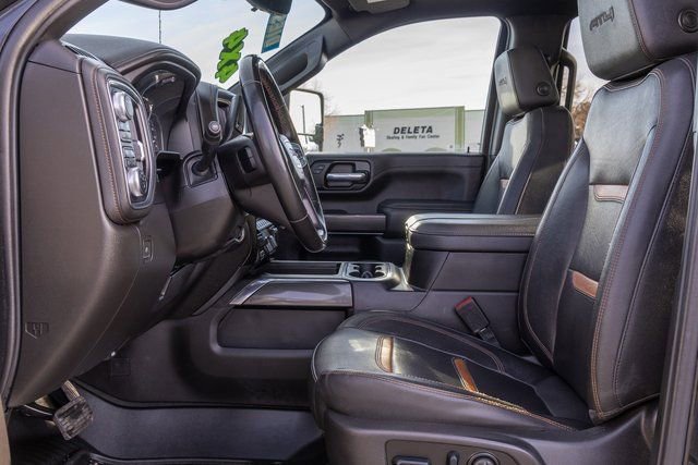 Used 2023 GMC Sierra 2500 AT4 w/ AT4 Premium Plus Package AWD/4WD image 6