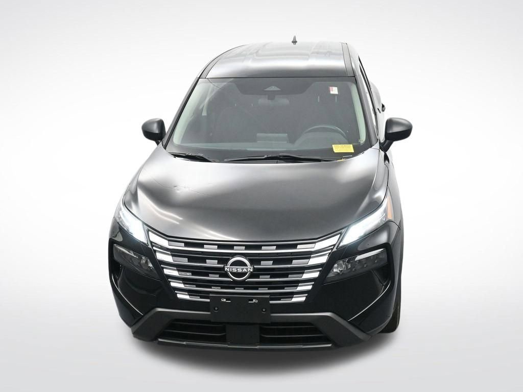 Used 2024 Nissan Rogue S image 22