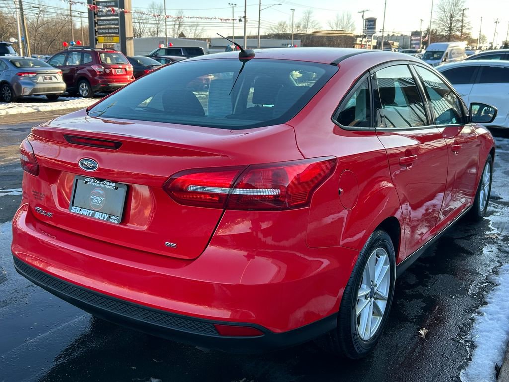 Used 2015 Ford Focus SE image 6