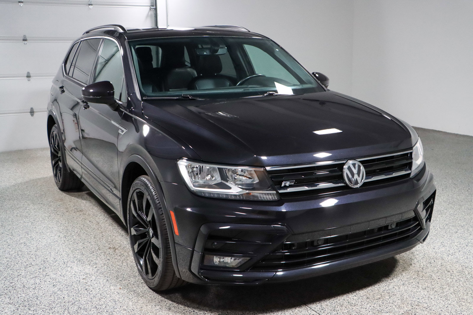 Used 2021 Volkswagen Tiguan SE R-Line image 5