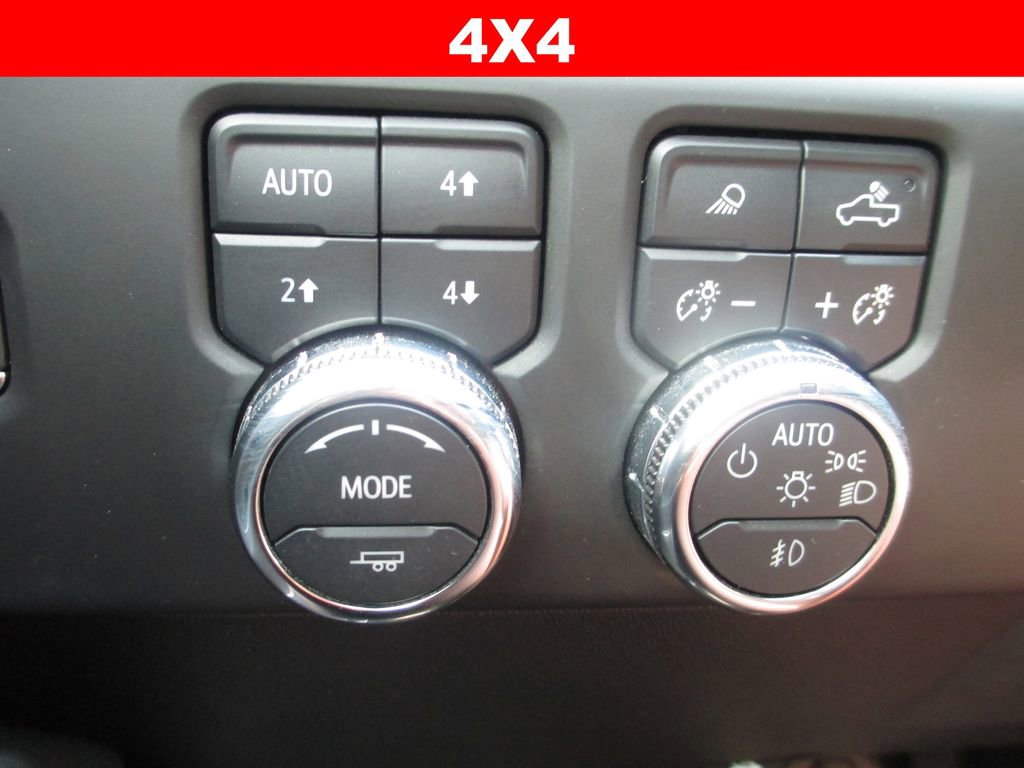 Used 2024 GMC Sierra 2500 Denali w/ Denali Reserve Package AWD/4WD image 29