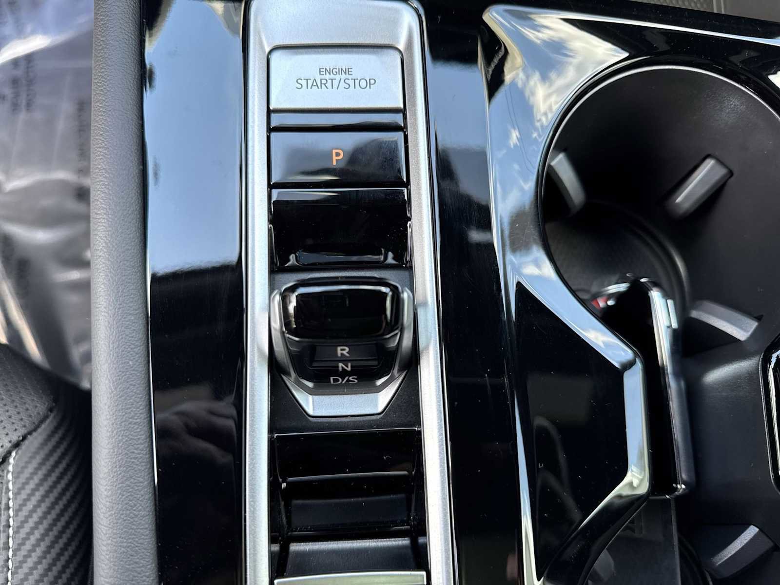 Used 2026 Volkswagen Atlas Cross Sport SE image 38