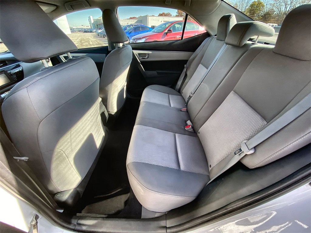 Used 2014 Toyota Corolla LE image 23