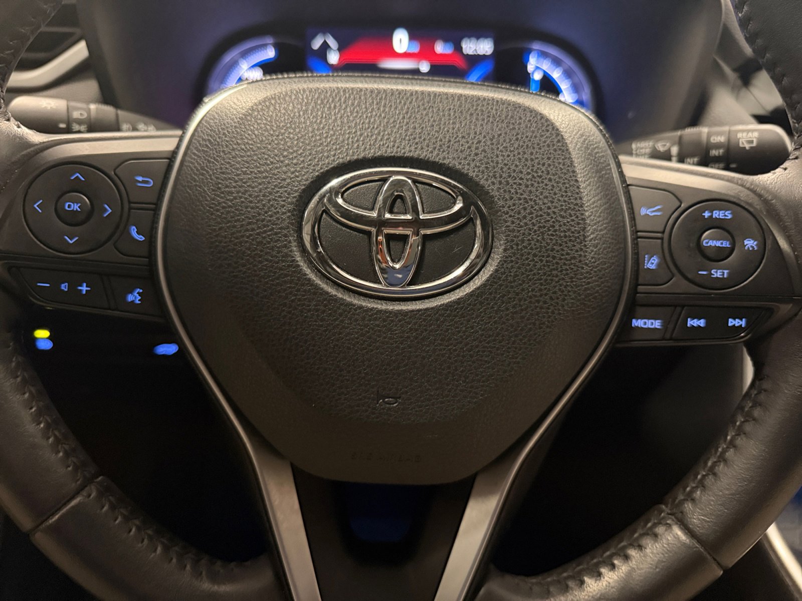 Used 2021 Toyota RAV4 XSE image 18