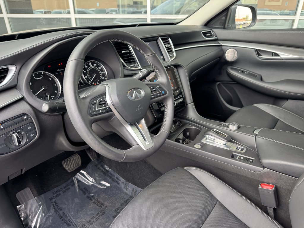 Used 2024 INFINITI QX50 Luxe w/ Cargo Package FWD image 34
