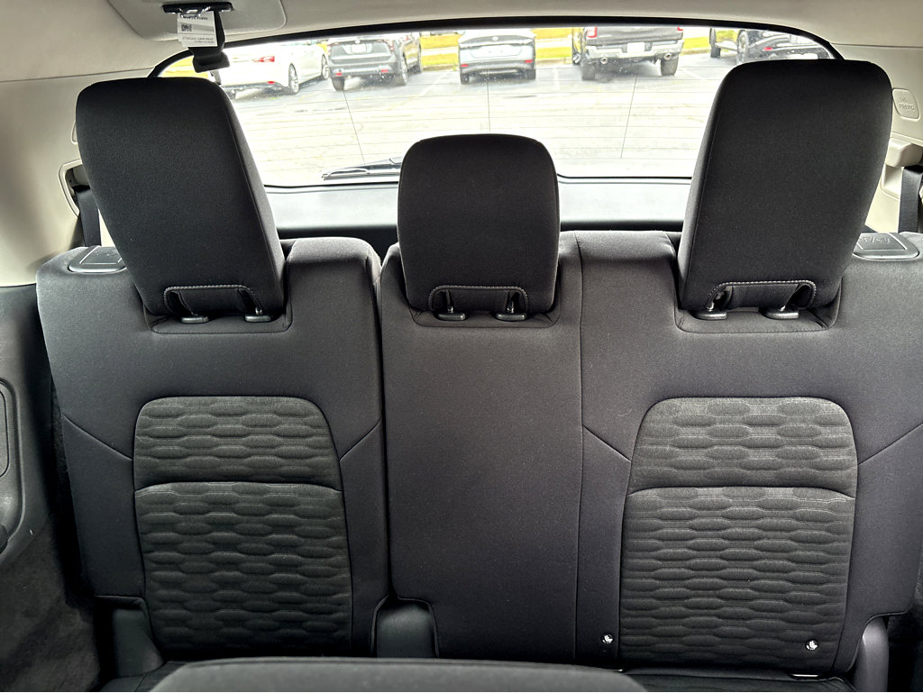 Used 2025 Nissan Pathfinder S FWD image 25