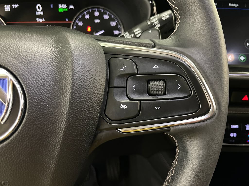 Used 2023 Buick Envision Essence AWD/4WD image 28
