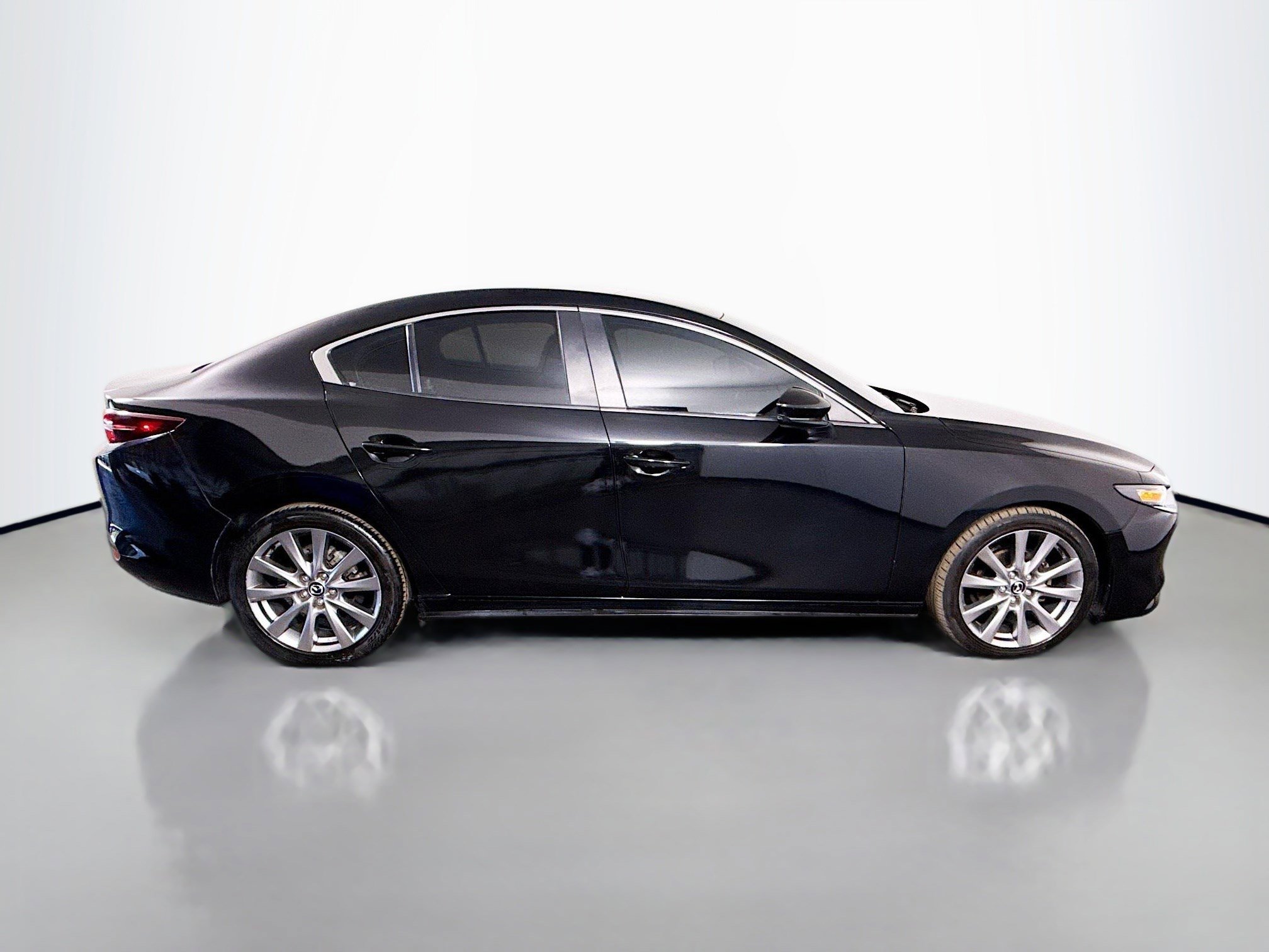 Used 2020 MAZDA MAZDA3 Sedan w/ Select Package image 11