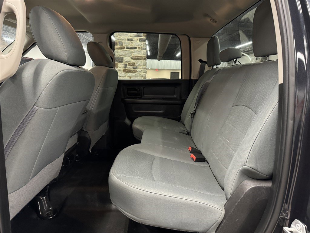 Used 2018 RAM 3500 Tradesman w/ Chrome Appearance Group image 26