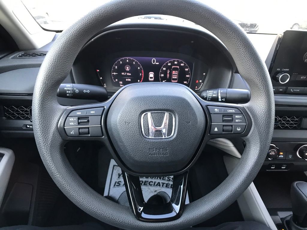 Certified 2023 Honda Accord LX image 17